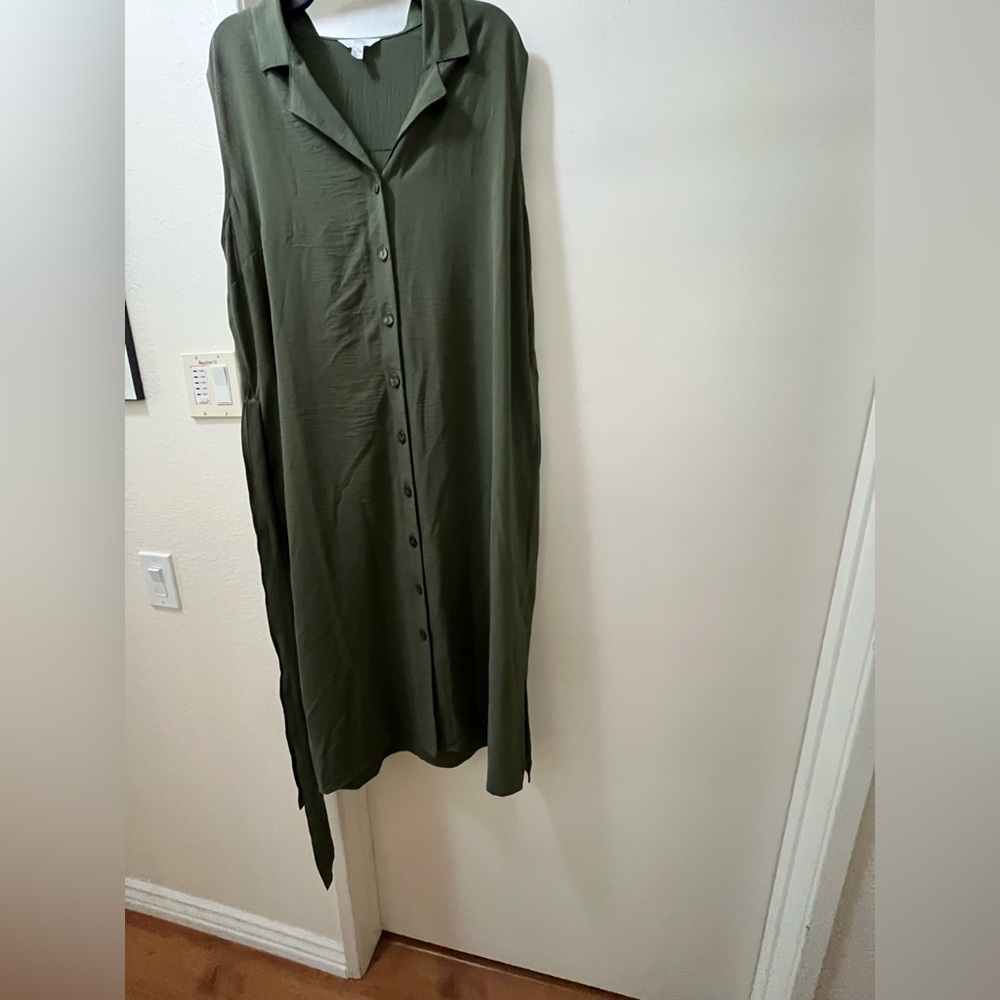 Olive Green Sleeveless Button-Down Dress